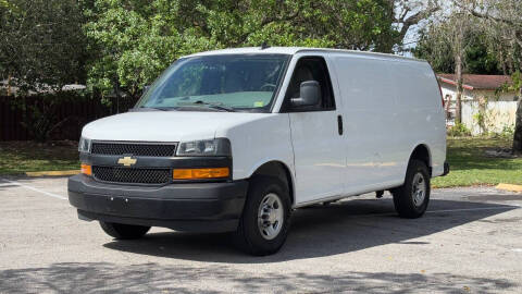 2022 Chevrolet Express for sale at Easy Deal Auto Brokers in Miramar FL
