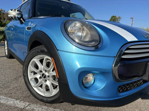 2015 MINI Hardtop 4 Door Cooper