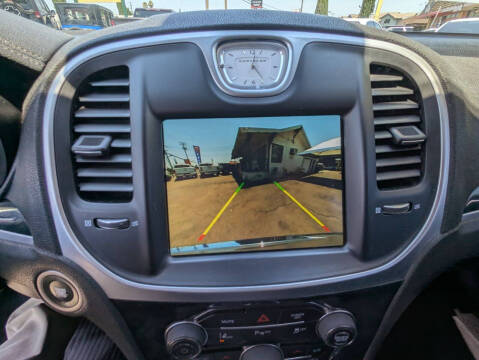2018 Chrysler 300 Limited