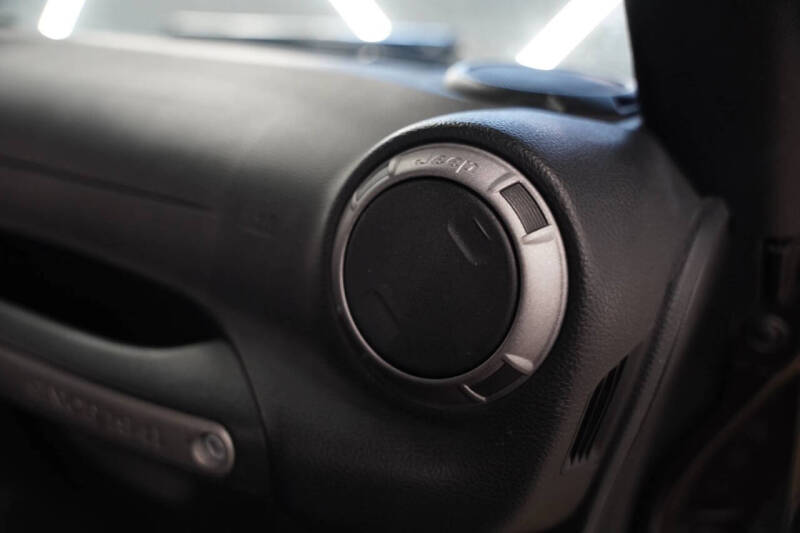 2016 Jeep Wrangler Freedom