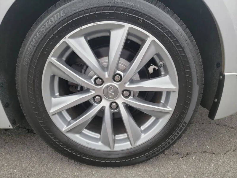 2014 Infiniti Q50 Premium