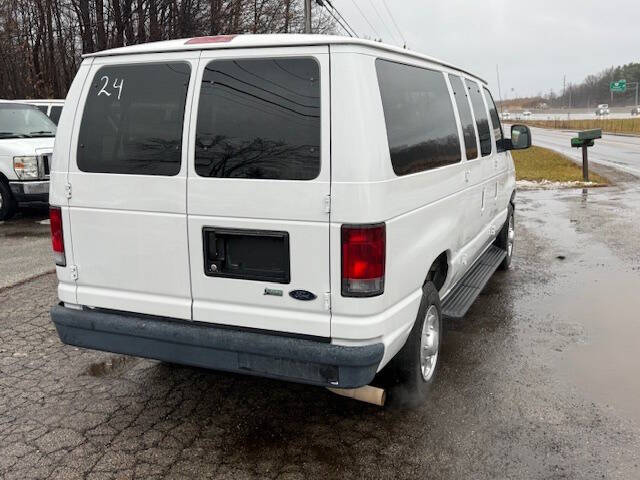 2013 Ford E-Series E-350 SD XL