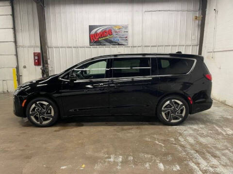 2027 Chrysler Pacifica Limited