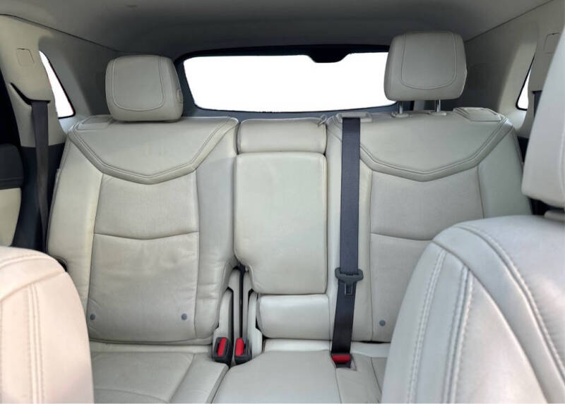 2017 Cadillac XT5 Luxury