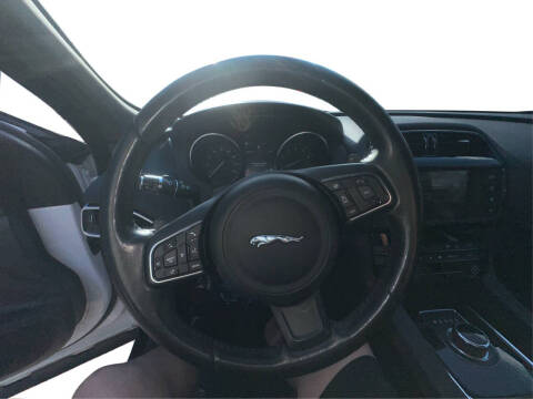 2018 Jaguar F-PACE 35t Premium