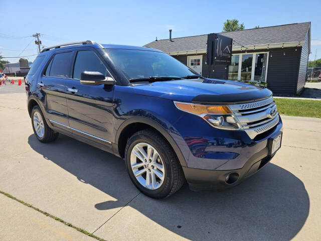 2012 Ford Explorer for sale at Bigfoot Auto in Hiawatha, IA