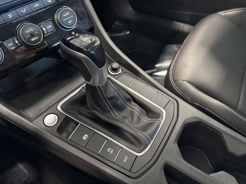 2023 Volkswagen Jetta SE