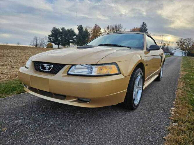 2000 Ford Mustang GT
