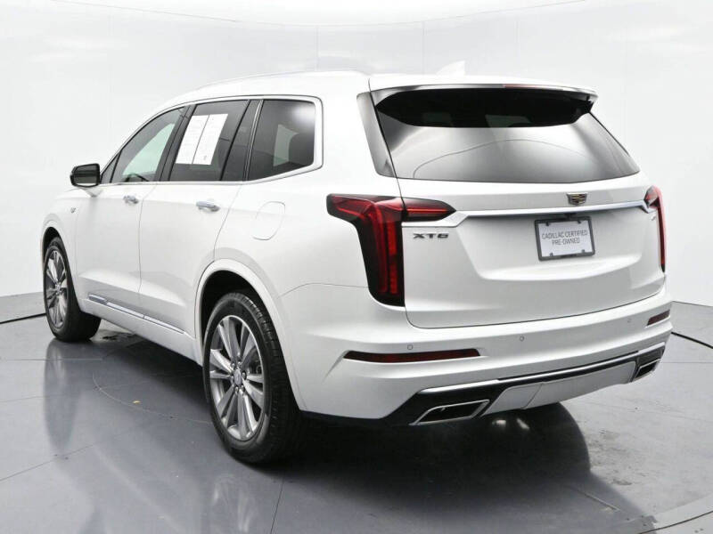 2025 Cadillac XT6 Premium Luxury