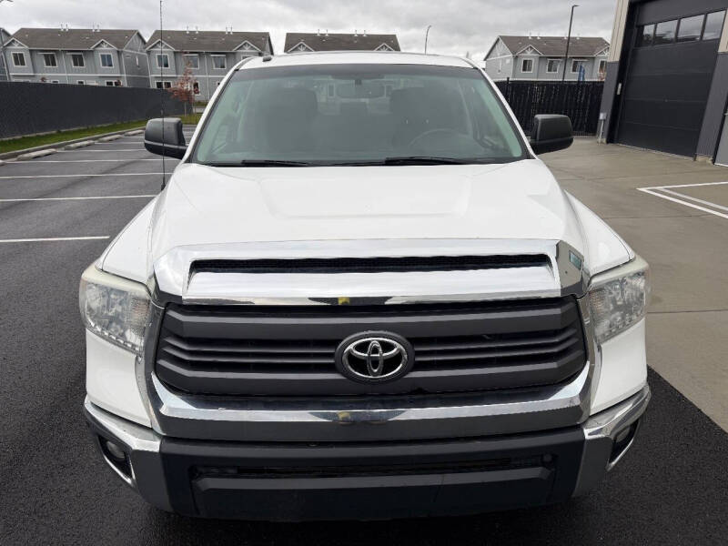 2015 Toyota Tundra SR5