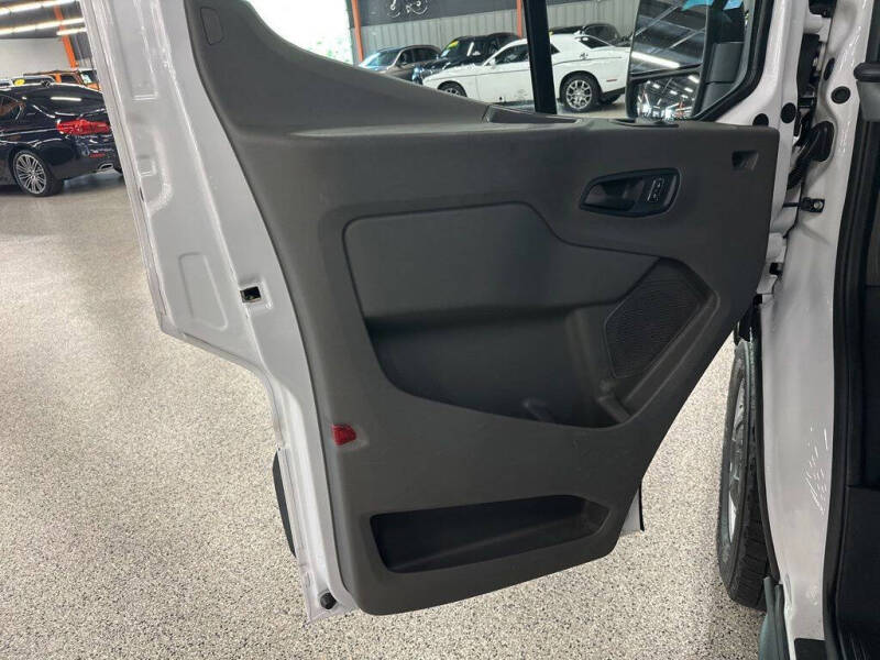 2022 Ford Transit
