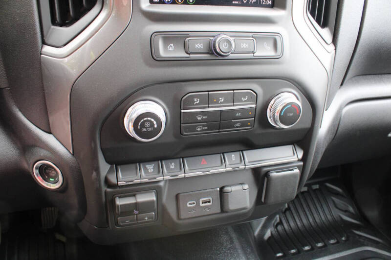 2025 GMC Sierra 3500HD CC Pro