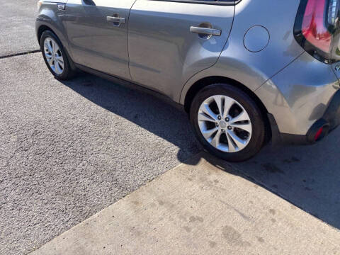 2014 Kia Soul +