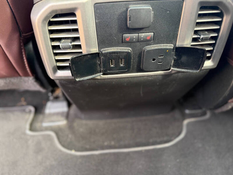 2017 Ford F-250 Super Duty Platinum