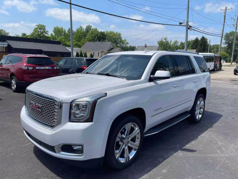 2017 GMC Yukon for sale at Naberco Auto Sales LLC in Milford OH
