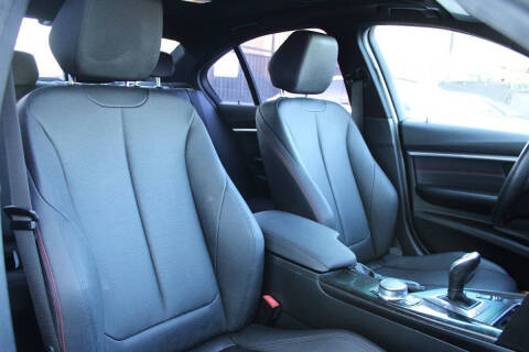 2017 BMW 3 Series 330i