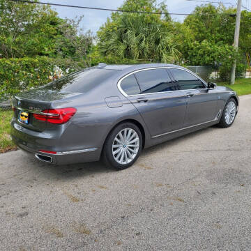 2017 BMW 7 Series 740i