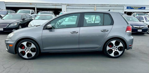 2011 Volkswagen GTI Base PZEV