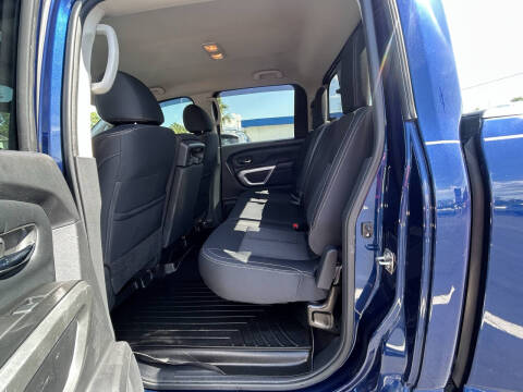 2019 Nissan Titan SV