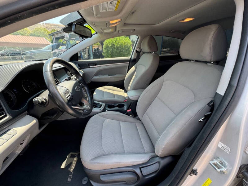 2019 Hyundai Elantra