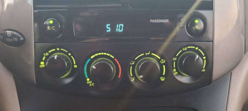 2010 Toyota Sienna LE 7-Passenger