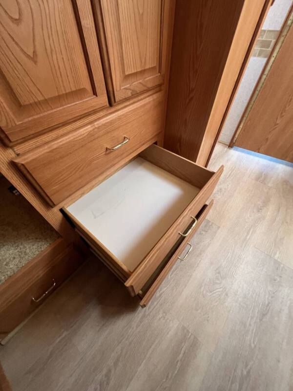 2001 Winnebago Journey 36L