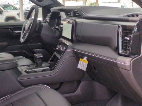 2025 GMC Sierra 1500 AT4X