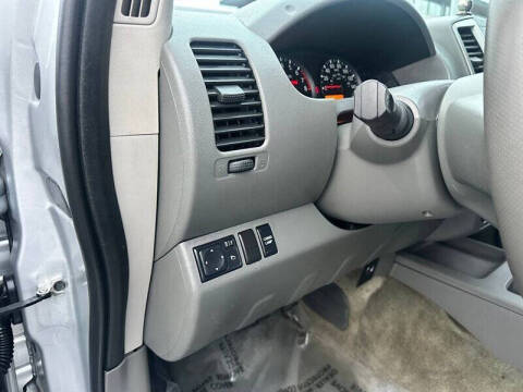 2017 Nissan Frontier SV