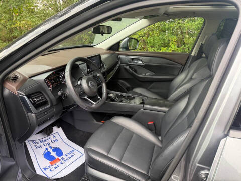 2021 Nissan Rogue SV