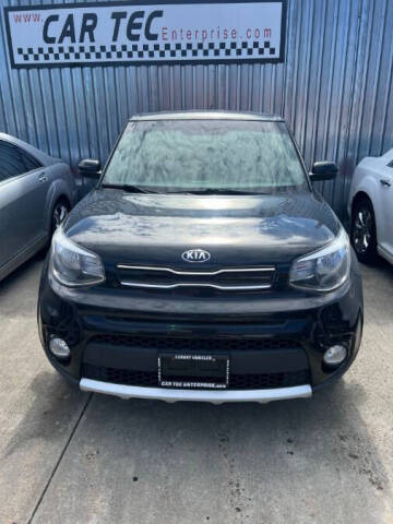 2017 Kia Soul +