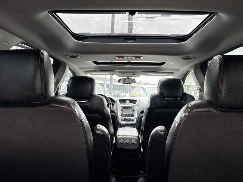 2015 GMC Acadia SLE-2