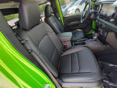 2025 Jeep Gladiator High Tide