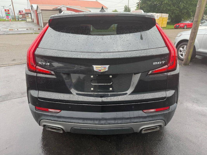 2019 Cadillac XT4 Premium Luxury