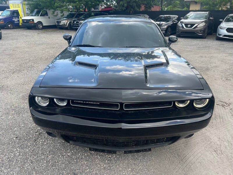 2019 Dodge Challenger SXT