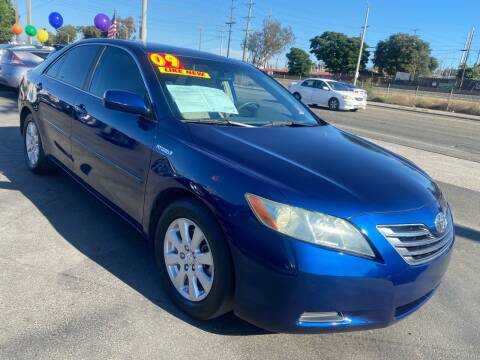 2009 Toyota Camry Hybrid for sale at Bloom Auto Sales in Escondido CA