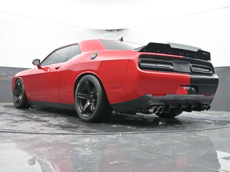 2016 Dodge Challenger SRT Hellcat