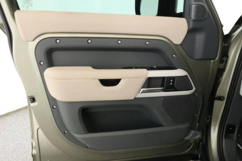 2020 Land Rover Defender 110 S