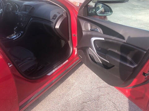 2013 Buick Regal Premium 2