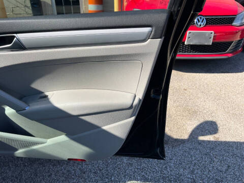 2018 Volkswagen Passat 2.0T S