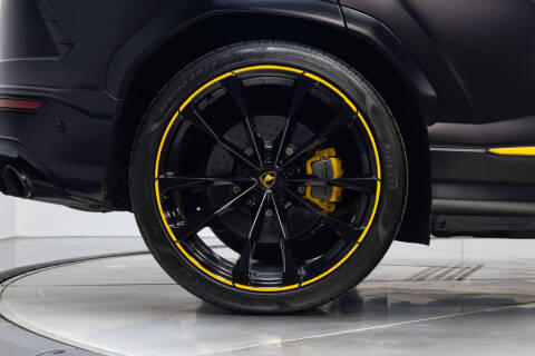 2022 Lamborghini Urus
