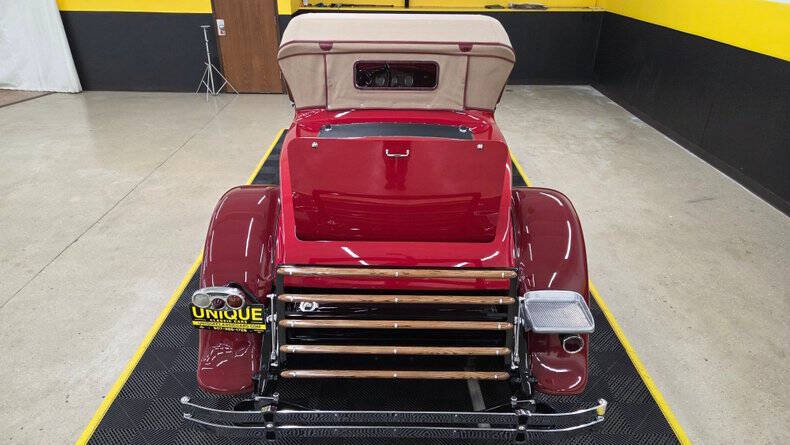 1929 Packard 633 Standard 8 Runabout