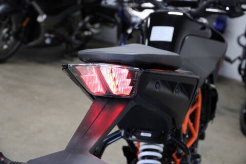 2023 KTM 390 Duke