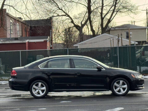 2012 Volkswagen Passat SE PZEV