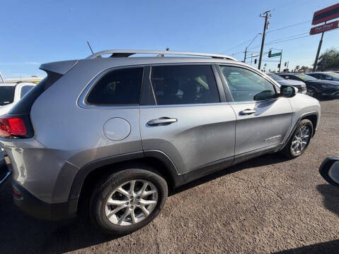 2017 Jeep Cherokee Latitude