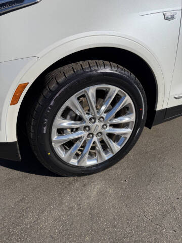 2017 Cadillac XT5 Platinum