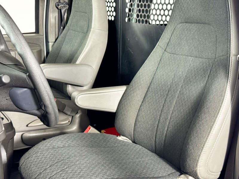 2024 GMC Savana 2500