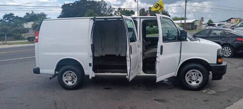 2021 Chevrolet Express 2500