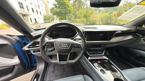 2022 Audi e-tron GT quattro Prestige