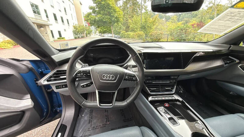 2022 Audi e-tron GT quattro Prestige