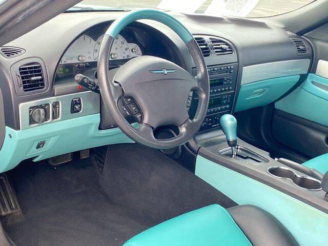 2002 Ford Thunderbird Deluxe